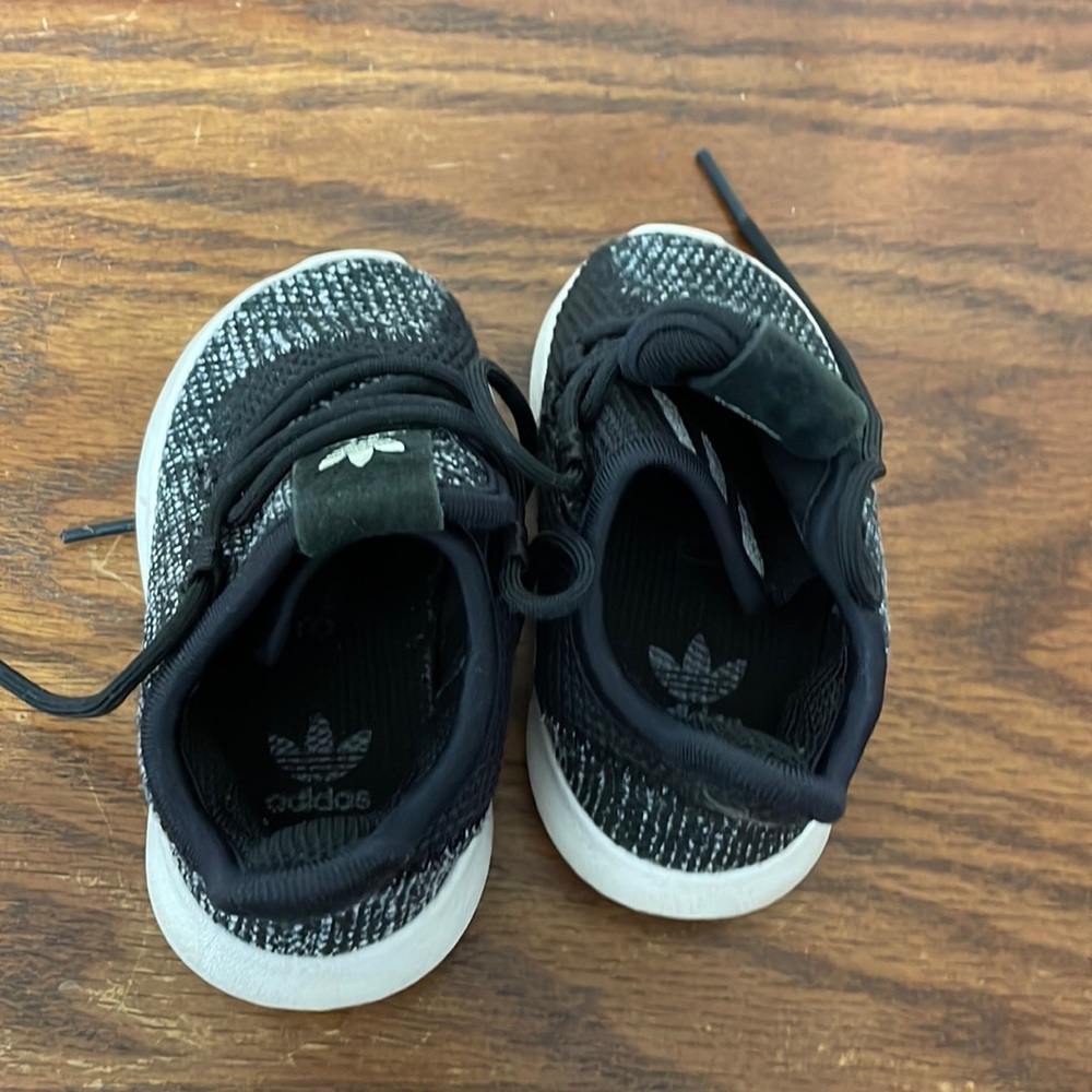 Infant Adidas size 4
